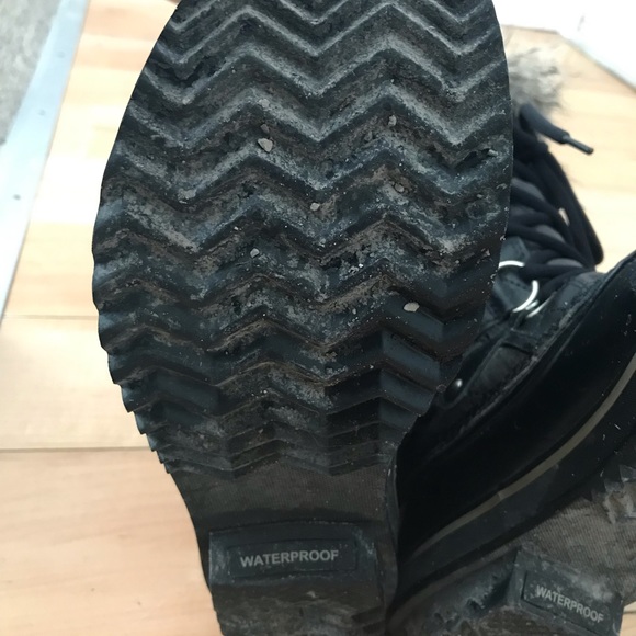 Black Sorel Tofino II boots - Picture 15 of 15